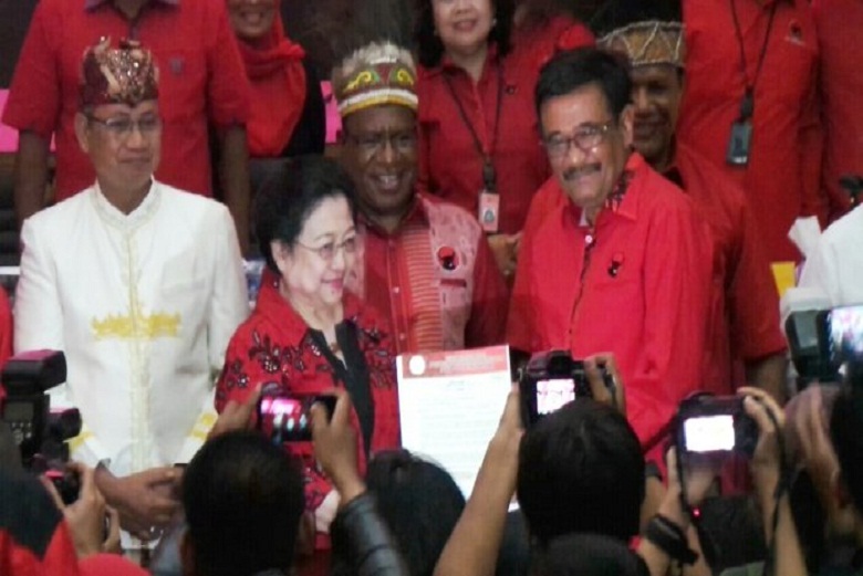 Megawati Tugaskan Djarot untuk Maju di Pilgub Sumatera Utara Walaupun Djarot bukan Orang Asli Sumut