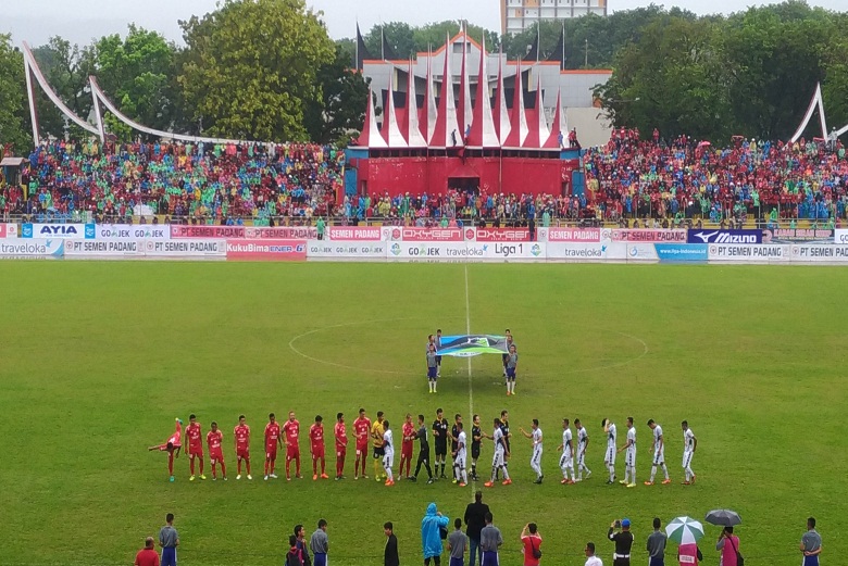 Laga Pamungkas Semen Padang Sukses Tundukkan PS. TNI 2-0