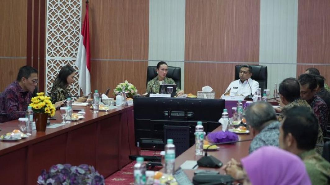 Sertifikat Halal Dan Babe Haikal: Apa Yang Perlu Diketahui Publik?