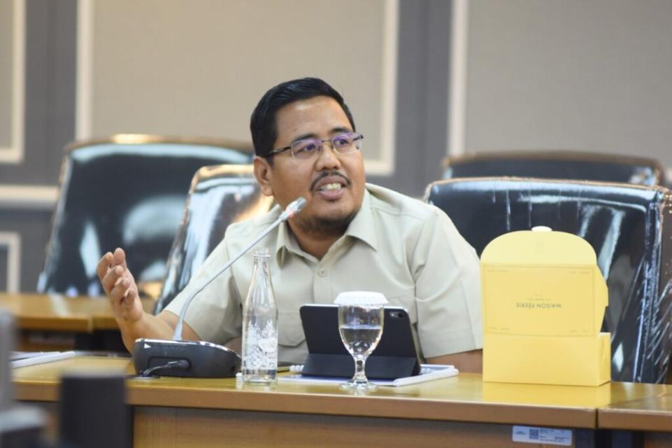 Profil Anwar Sadad: Tokoh Penting Dalam Politik Jawa Timur
