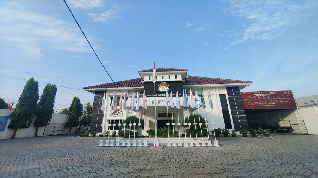 Dinas Lingkungan Hidup Kabupaten Sragen Dalam Upaya Pelestarian Lingkungan Menuju Pembangunan Berkelanjutan