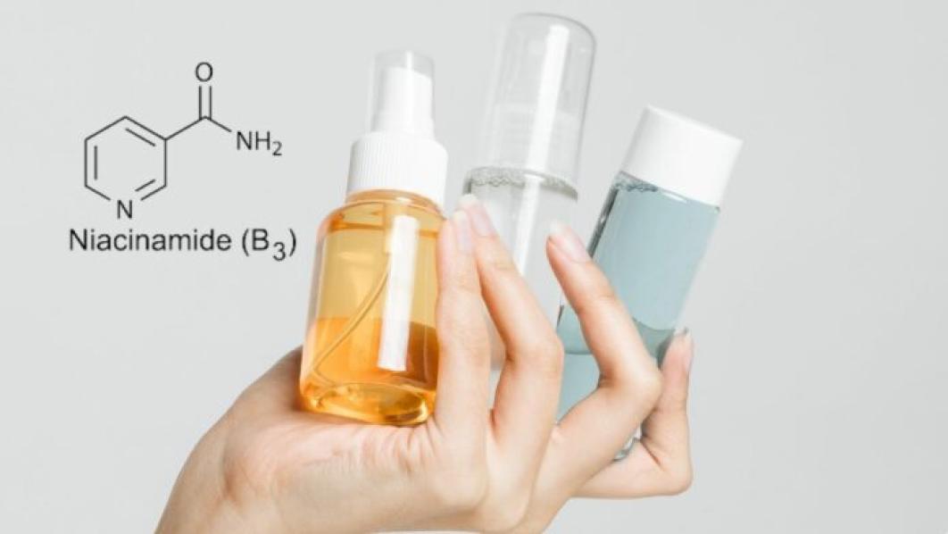 Dua Bahan Ampuh Dalam Satu Krim? Kenalan Dengan AzaClear!