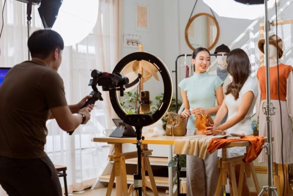 Strategi Konten Kreatif Sebagai Kunci Sukses Pemasaran Digital Modern