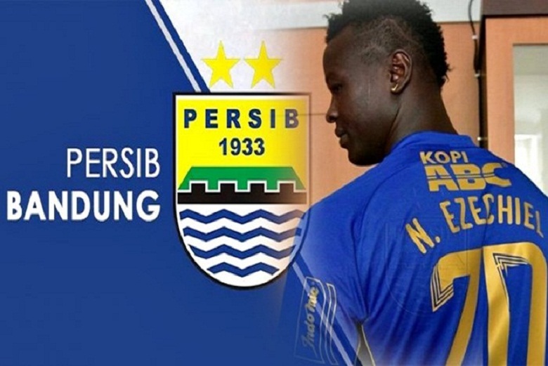 Ezechiel N&#039;Douassel ingin Tetap Main dengan Persib Bandung