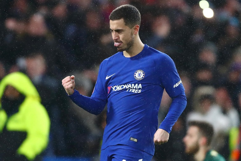 Roberto Martinez : &quot;Ini Bisa Menjadi Waktu Terbaik bagi Hazard untuk Mencoba Sesuatu yang Berbeda&quot;