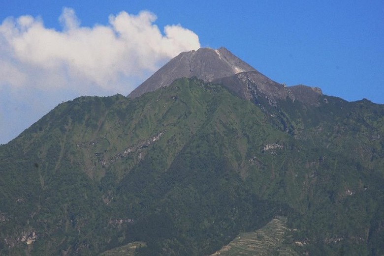Terhitung, Bulan Ini Terjadi 3 Kali Letusan Freatik Gunung Merapi