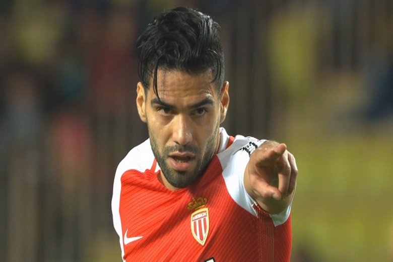 Radamel Falcao Merasa Terhormat Diminati AC Milan