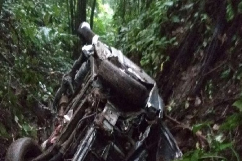 Kecelakaan Minibus di Lima Puluh Kota Melukai Sopir dan Penumpang