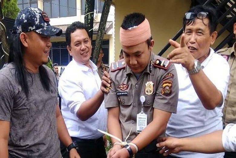 Ngaku Anak Kapolda, Polisi Gadungan ini Berhasil Pikat Banyak Wanita