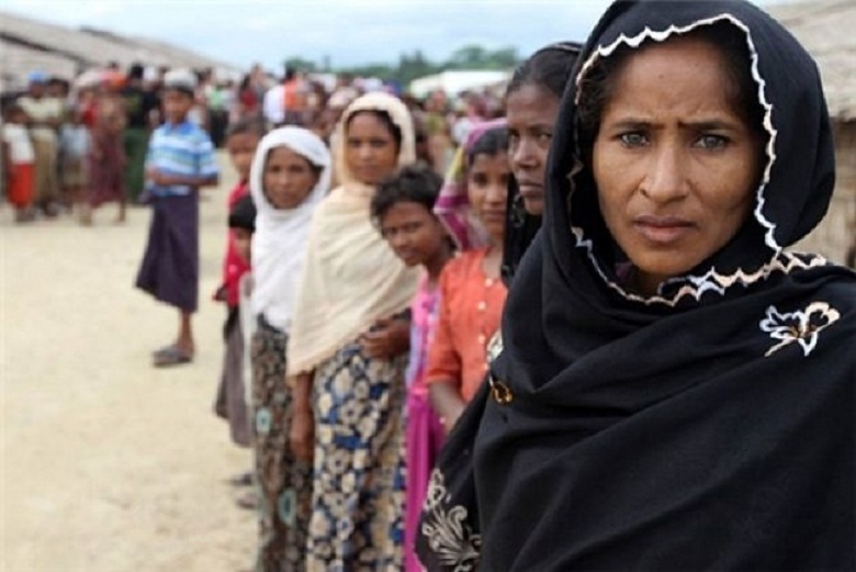 Aung San Suu Kyi Akhirnya Kunjungi Desa Rohingya