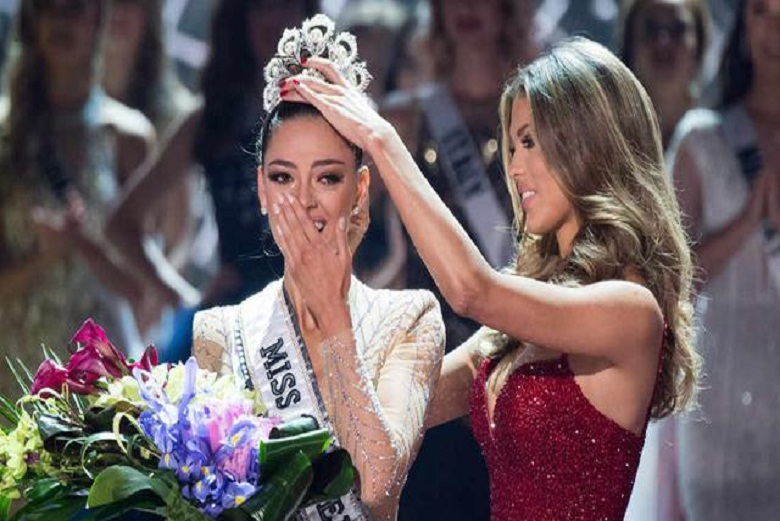Model Afrika Selatan Rebut Miss Universe 2017