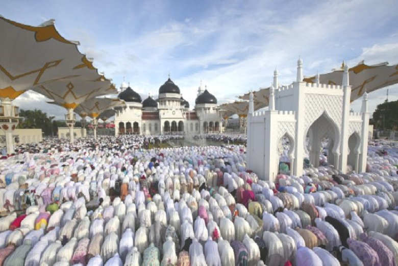 Hari Ini, Umat Muslim di Indonesia Sudah Ada yang Melaksanakan Salat Ied