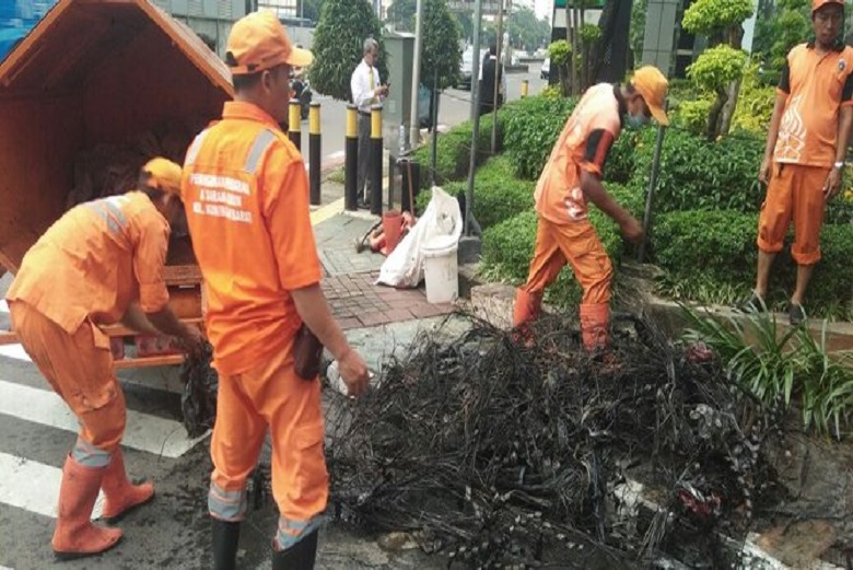 Kasus Sampah Kabel Ternyata Bisa Mencelakai Warga Jakarta