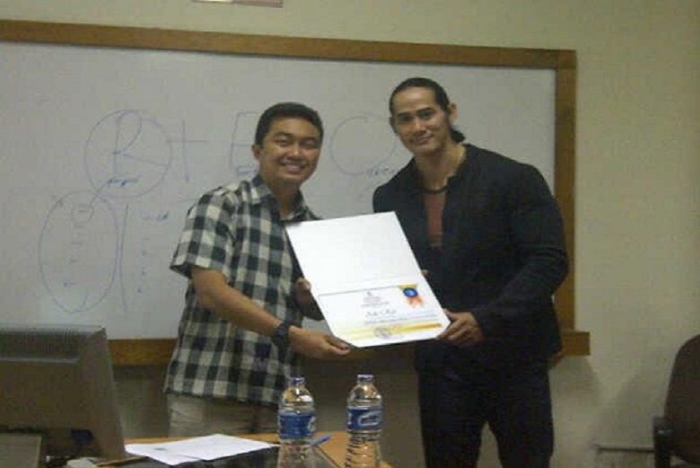 7 Rahasia Mendominasi Pasar Digital Indonesia Menurut Dr. Tonton Taufik, Ahli Internet Marketing