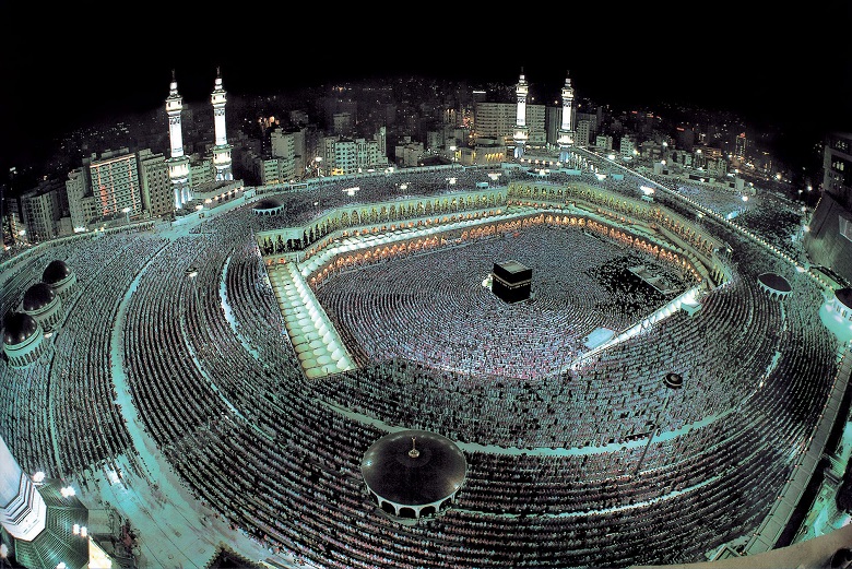 Tak Sekali, Seorang Pria Ditemukan Bunuh Diri di Dekat Kabah Masjidil Haram