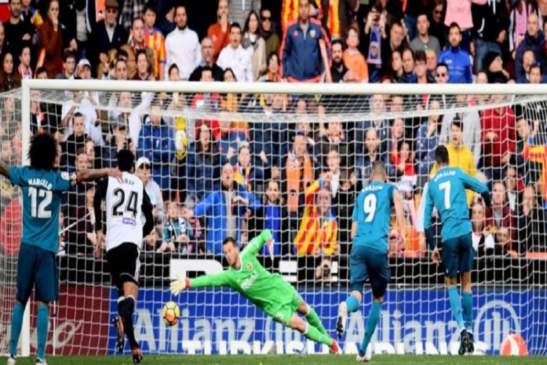 Madrid Ancam Posisi Valencia, Hajar Valencia Dikandangnya Sendiri Skor Telak 1-4