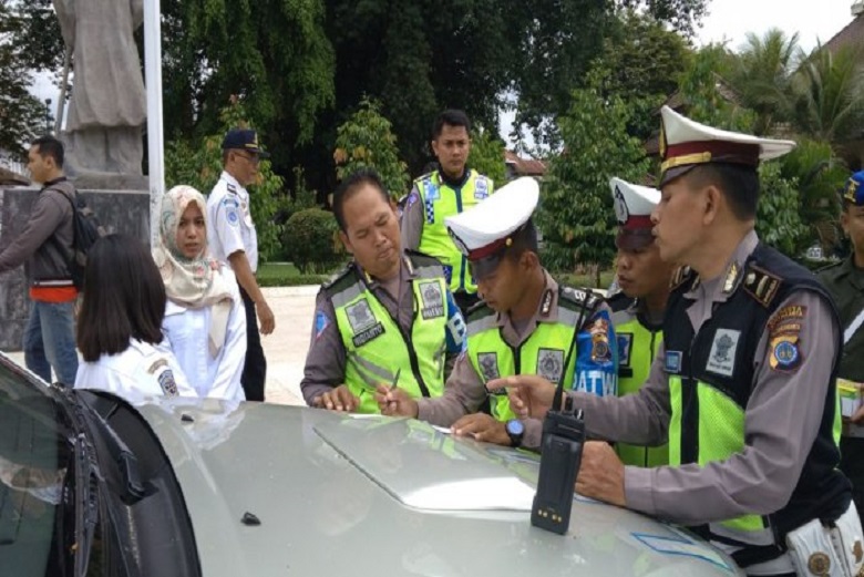 Data Akhir Tahun: Jumlah Pelanggaran Anggota Kepolisian Menurun dari Tahun Sebelumnya