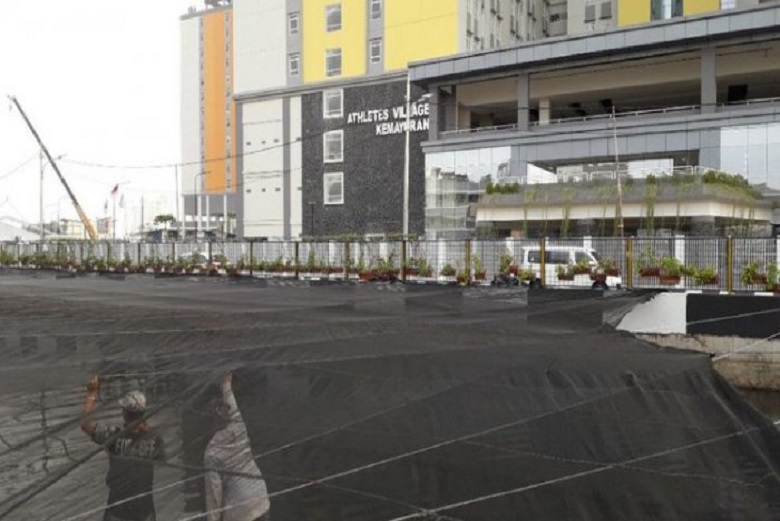 Anies-Sandi Jelaskan Model dan Alat Pembersih Kali Hitam di Jakarta Pusat