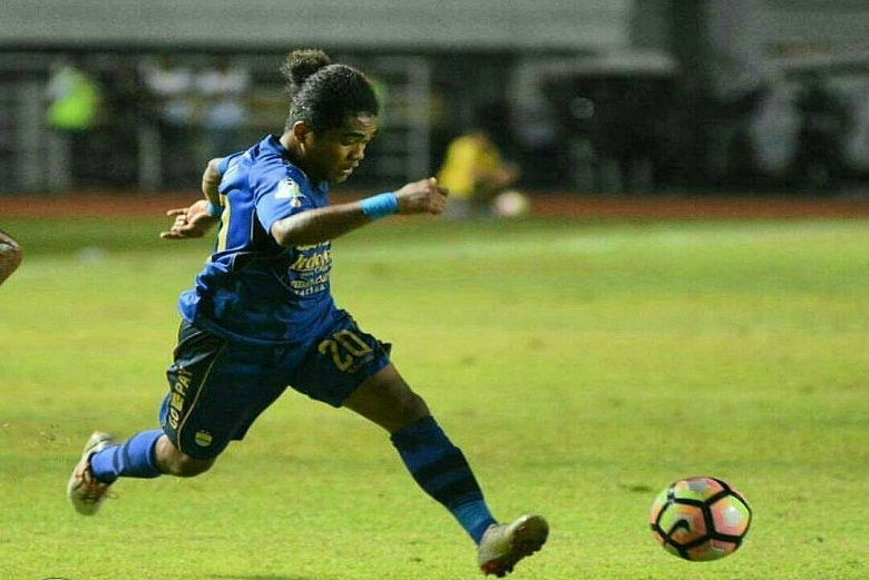 Billy Keraf masih belum tau Nasibnya di Persib Bandung