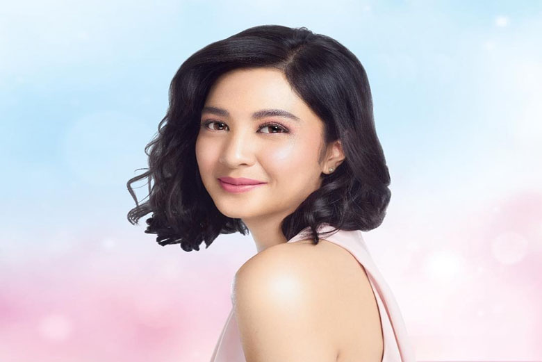 Kompres Air Dingin, Cara Mikha Tambayong Hilangkan Mata Panda