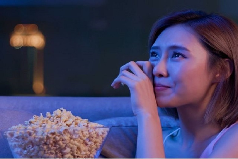 Ternyata Menonton Film Sedih Dapat Memberikan Manfaat Bagi Kesehatan Mental