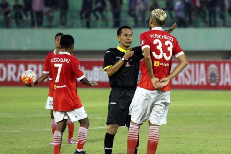 Persija Jakarta Siapkan Pengganti Wilian Pacheco Posisi Bek