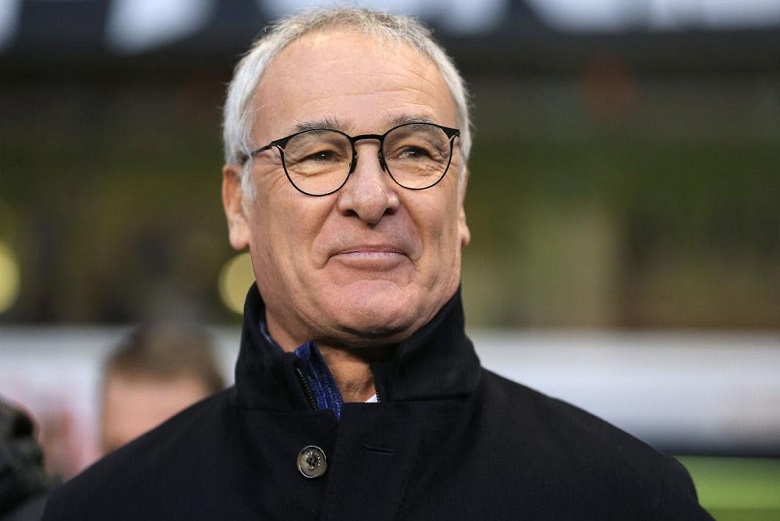 Claudio Ranieri : &quot;Sarri ke Chelsea? Semuanya Tergantung dengan Apa yang Maurizio Suka&quot;