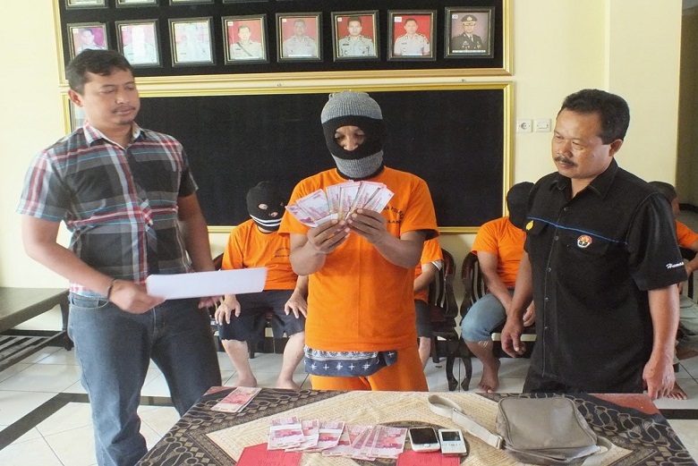 Polisi Amankan Pelaku Pengedar Uang Palsu