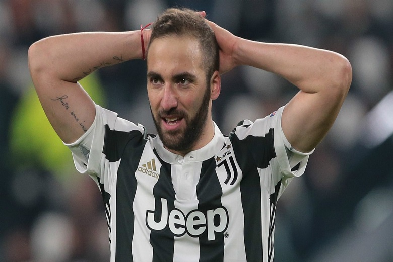 Gonzalo Higuain : &quot;Mendengarkan Kritik yang Membangun, Tapi Tidak yang Merusak&quot;