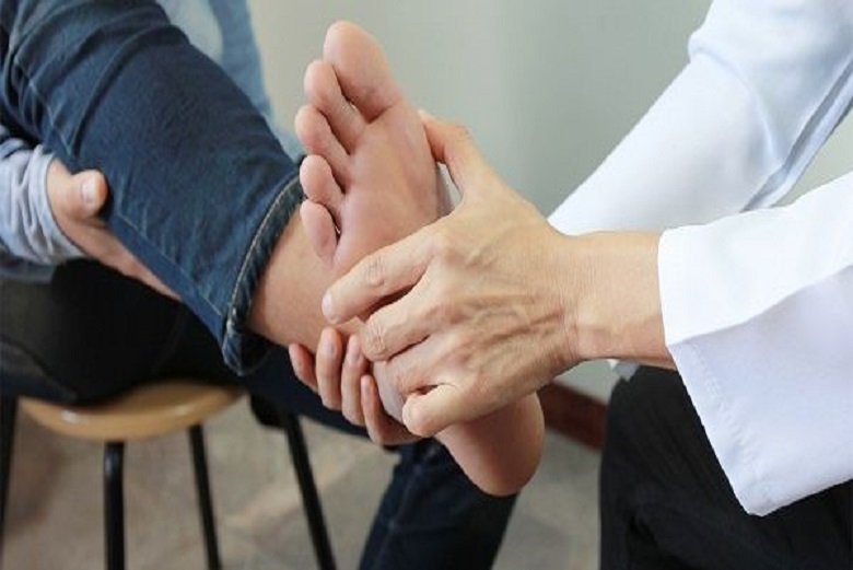 Apa Itu Podiatris? Bagian dari Ilmu Kedokteran yang Menangani Kondisi Berikut