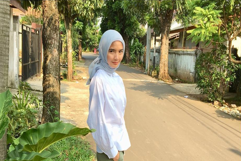 Meitha Thamrin Hindari Kulit Kering dengan Moisturizer dan Sunblock