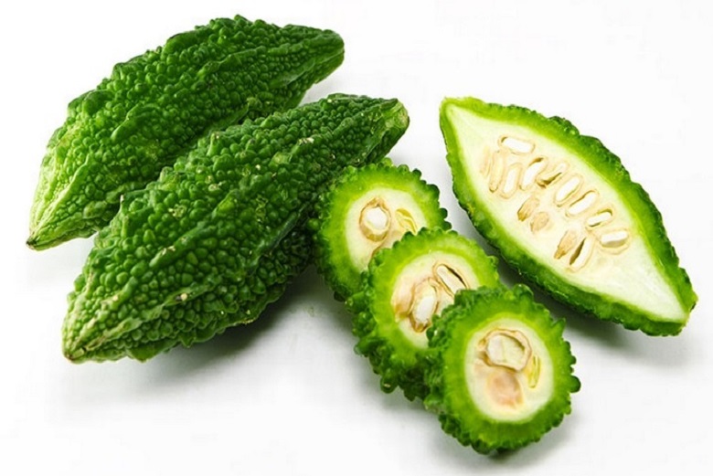 Buah Pare: Jelek dan Pahit, tapi Bisa Membuat Anda Cantik