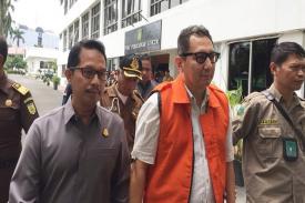 Gambar Artikel Jadi Buronan Kejagung Selama 6 Tahun, Dokter ini Tetap Bekerja di Rumah Sakit di Malaysia