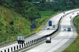 Kakorlantas Polri Pantau Arus Balik Natal di Tol Cipularang-Cileunyi
