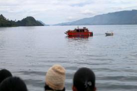 Relawan Kerahkan 2 Paranormal Menangani Musibah Kapal Tenggelam di Danau Toba