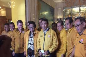 Gambar Artikel Pertemuan Islah Partai Hanura: Benarkah Sudding telah Dipecat?