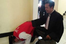 Gambar Artikel Mbah Parman : Pencuri Kayu Akhirnya Bebas dari Rutan