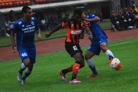 Persib Dipermalukan Perseru Serui Dikandangnya Sendiri
