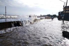 Gambar Artikel Walikota Pekalongan Keluarkan SK  Tentang Penetapan Status Tanggap Darurat Banjir