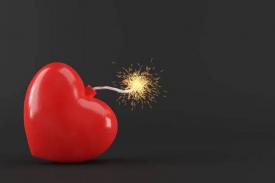 Gambar Artikel Tanda sedang Mengalami Love Bombing: Jangan Terjebak dalam Rayuan Manis!