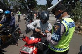 Baru Kali Ini Polisi Berikan Toleransi Kepada Pemilik SIM yang Masa Berlakunya Habis