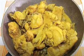 Gambar Artikel Bumbunya Simpel, Begini Cara Membuat Ayam Ungkep Enak Tidak Alot