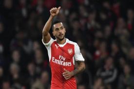 Theo Walcott : &quot;Ada Kompetisi Sengit Ketika Anda Bermain Buat Arsenal&quot;