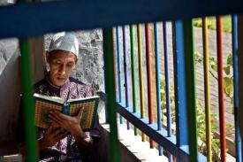 Gambar Artikel Warga Binaan Lapas Cikarang Khatamkan Alquran Tiap Malam