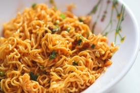 Kenapa Kita Tidak Boleh Mengonsumsi Mie Instan Terlalu Banyak?