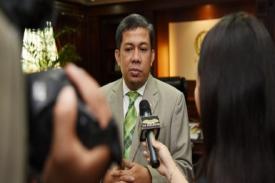 Gambar Artikel Fahri Hamzah Bilang Tak Etis Jika Jokowi Tak Menanggapi Pernyataan SBY