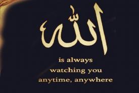 Tenang, Allah Selalu Melihat Kita...
