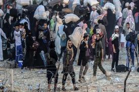Syria Rebut Kota Deir Az Zor dari ISIS