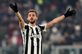 Miralem Pjanic : &quot;Kami Hanya Berpikir Memenangi Scudetto Ketujuh Beruntun&quot;