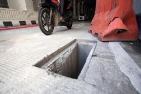Gambar Artikel Keterlaluan! Penutup Gorong-Gorong di Underpass Mampang Jaksel Kembali Dicuri